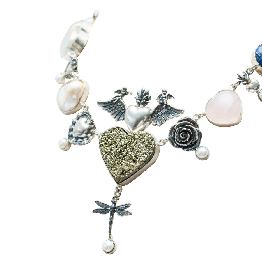 Collar Pasión, joya de plata .925, con pirita y perla – Gabriela Sánchez (vista 6)