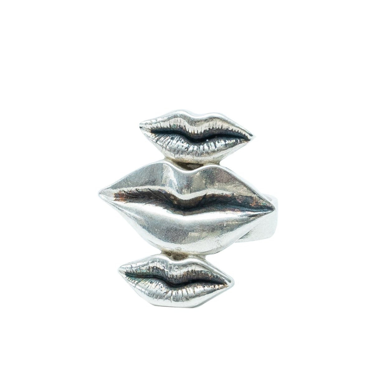Anillo Tres Besos, joya de plata .925 – Gabriela Sánchez