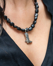 Collar La Bota, joya de plata .925, con ágata – Gabriela Sánchez (vista 2)
