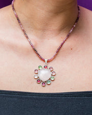 Collar Rosa Perfecto, joya de plata .925, con turmalina – Gabriela Sánchez (vista 3)