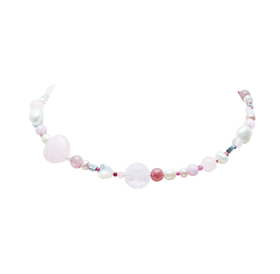 Collar Amor Infinito Rosa, joya de plata .925, con cuarzo rosa y concha – Gabriela Sánchez (vista 3)