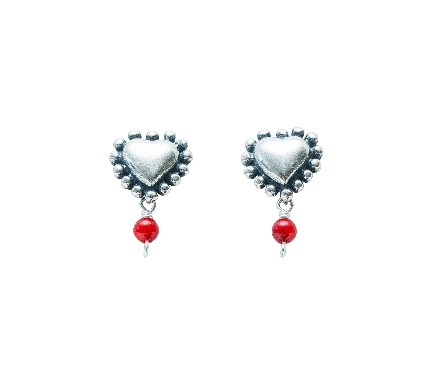 Aretes Corazón con Puntos Coral, joya de plata .925 – Gabriela Sánchez
