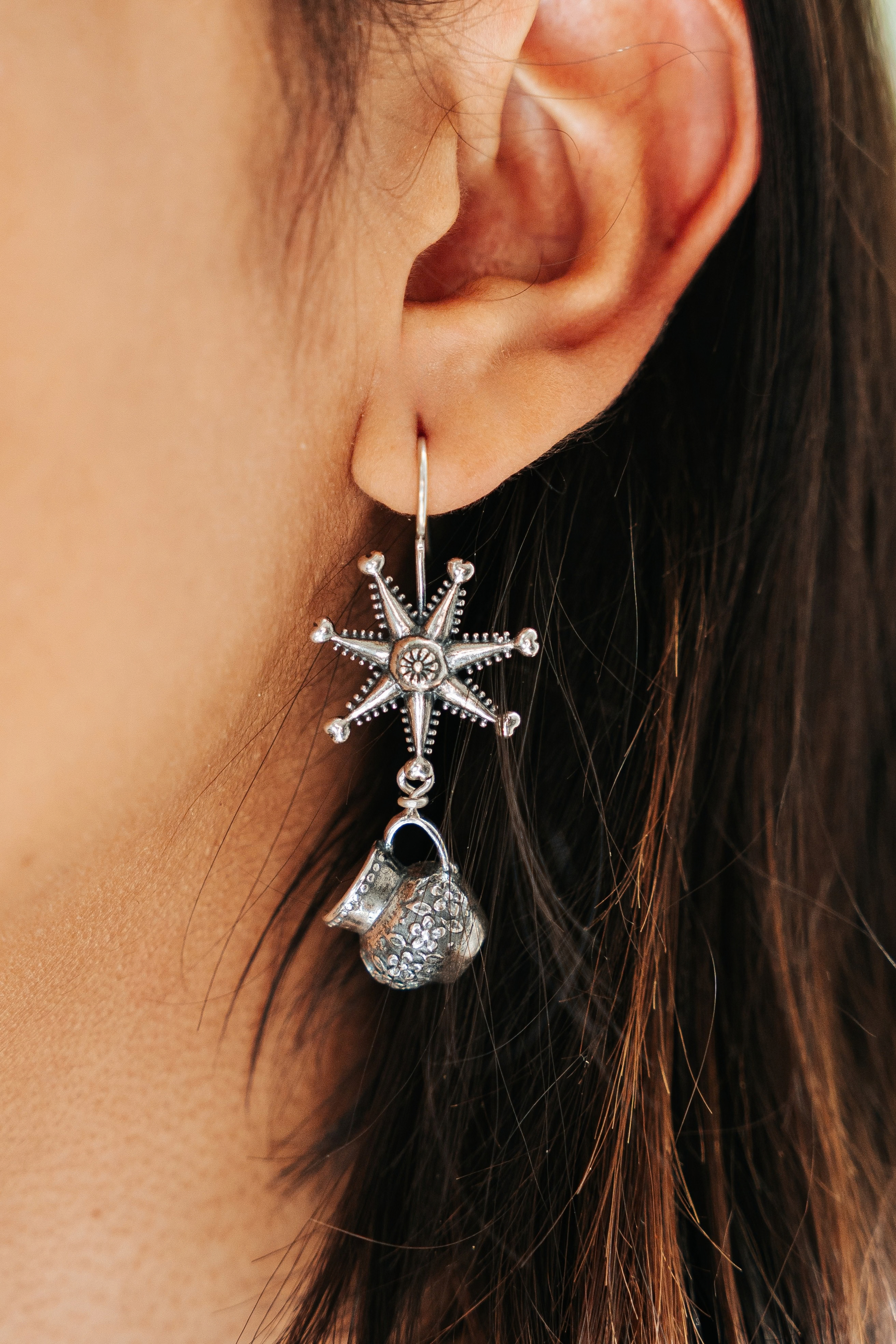 Aretes Jarrito de Fiesta, joya de plata .925 – Gabriela Sánchez (vista 2)