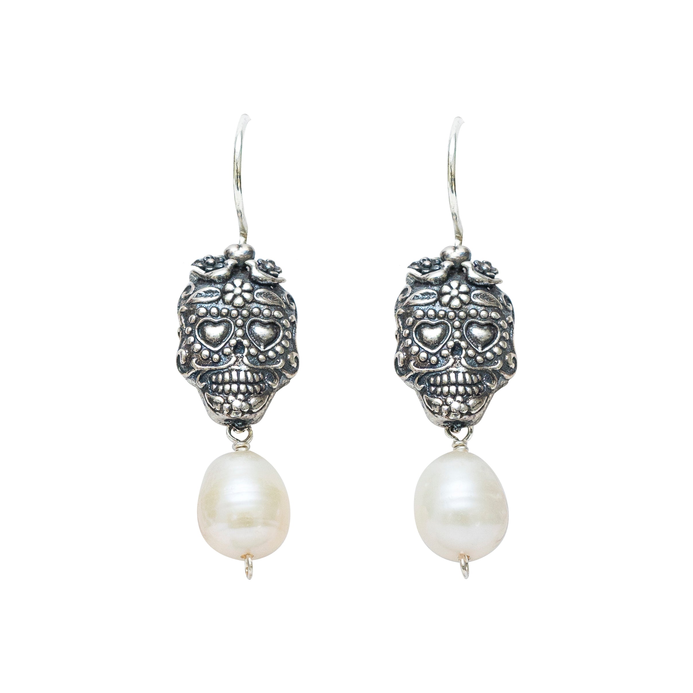 Aretes de Calavera con Perlas, joya de plata .925 – Gabriela Sánchez