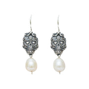 Aretes de Calavera con Perlas, joya de plata .925 – Gabriela Sánchez