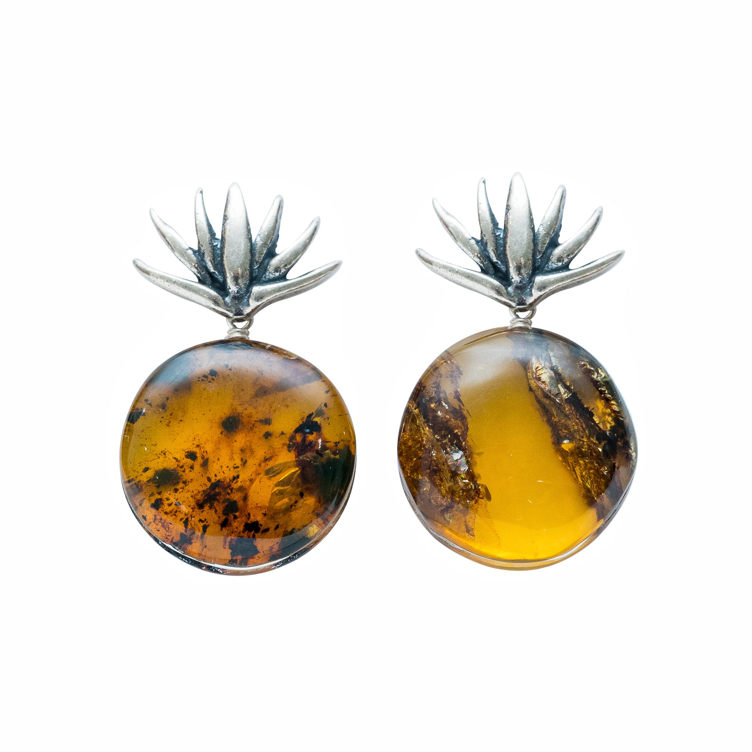 Aretes Pencas Bajo el Sol, joya de plata .925, con ámbar – Gabriela Sánchez (vista 2)