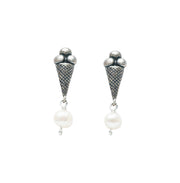 Aretes Helado de Vainilla, joya de plata .925, con perla – Gabriela Sánchez (vista 2)