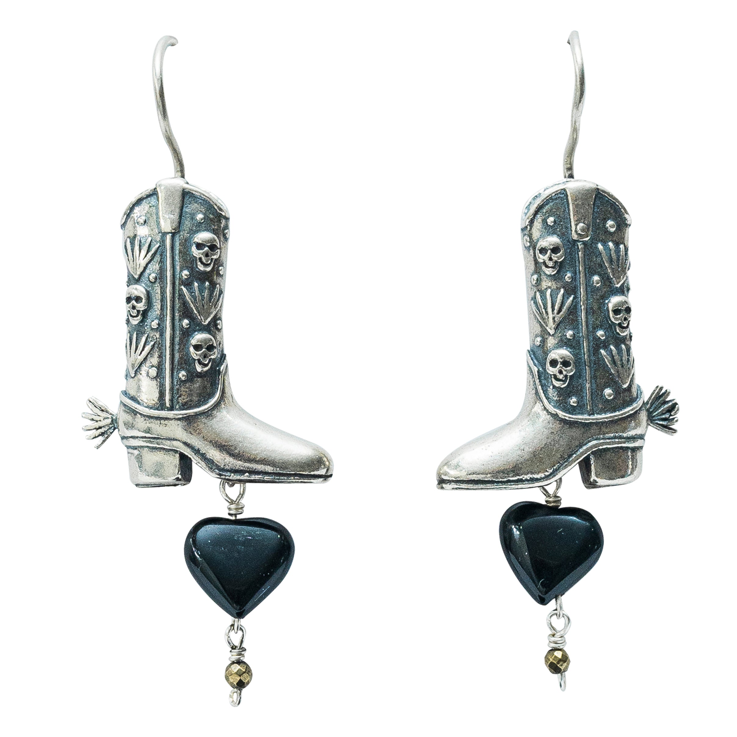 Aretes Botas Negras, joya de plata .925, con ónix y pirita – Gabriela Sánchez