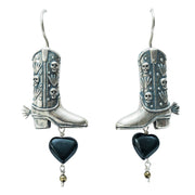 Aretes Botas Negras, joya de plata .925, con ónix y pirita – Gabriela Sánchez