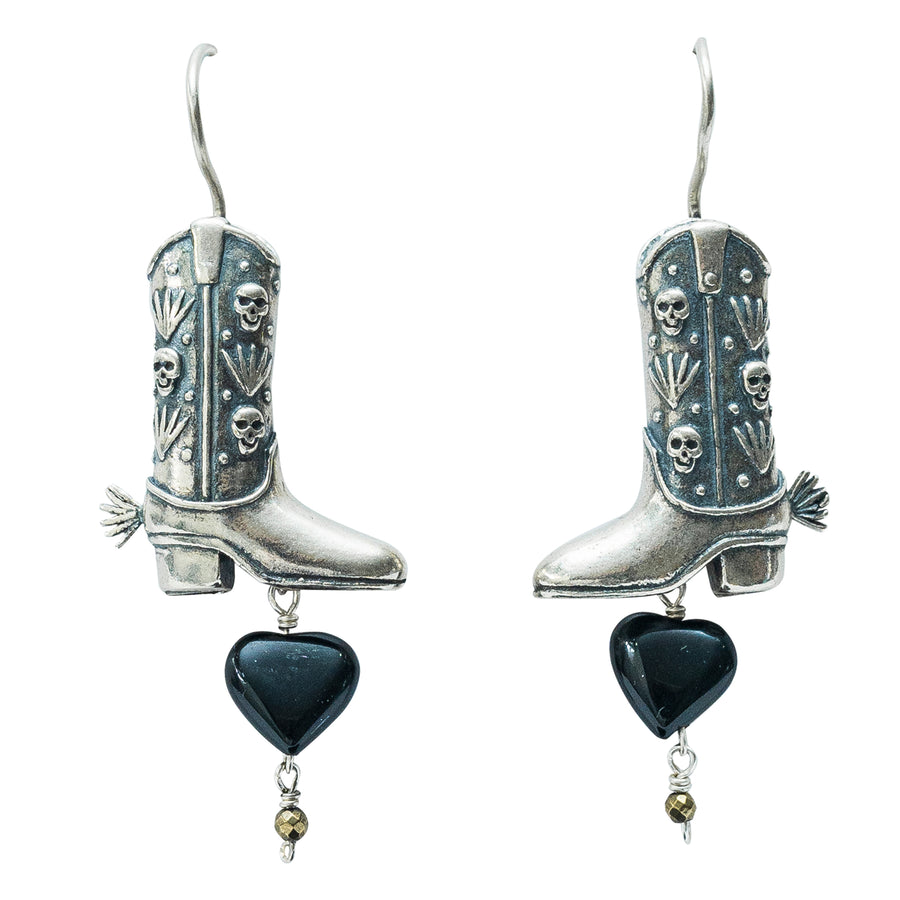 Aretes Botas Negras, joya de plata .925, con ónix y pirita – Gabriela Sánchez