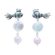 Aretes Belle Mare, joya de plata .925, con perla y kunzita – Gabriela Sánchez