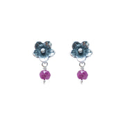 Aretes Flor del Mar, joya de plata .925, con cuarzo – Gabriela Sánchez