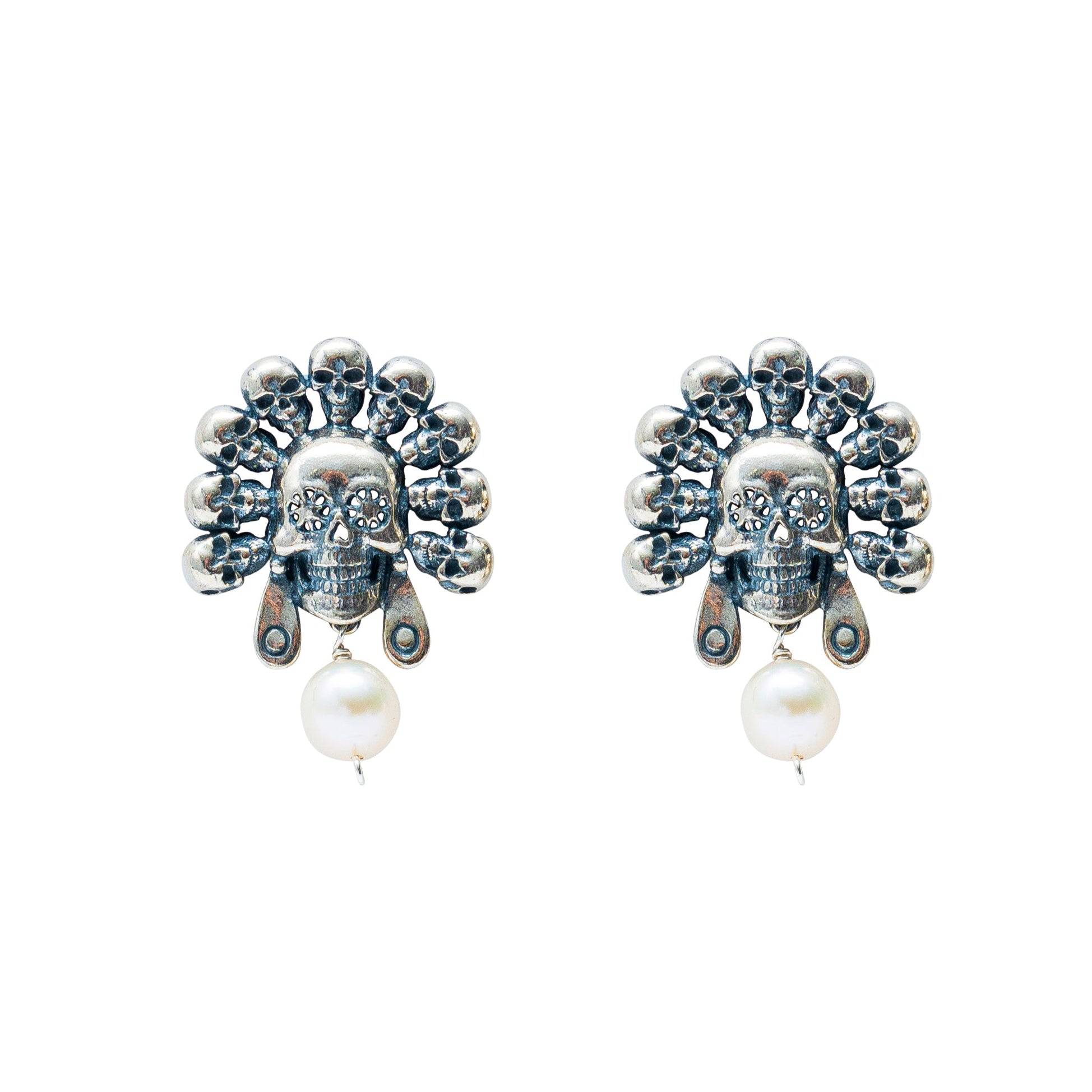 Aretes Susurros del Altar, joya de plata .925, con perla – Gabriela Sánchez