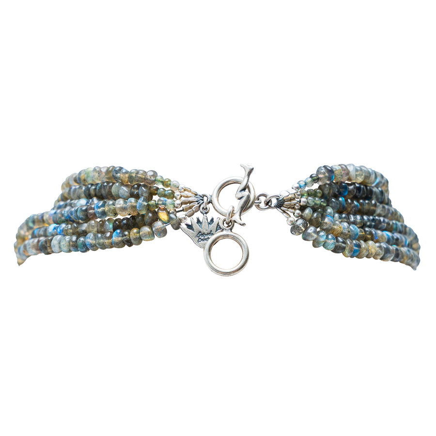 Collar Serpiente Emplumada, joya de plata .925, con labradorita y pirita – Gabriela Sánchez (vista 6)