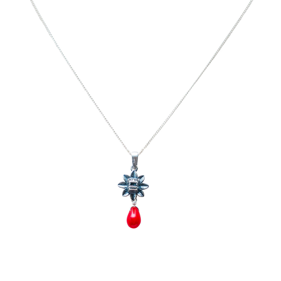 Dije Quetzalcóatl Rojo, joya de plata .925, con coral – Gabriela Sánchez (vista 2)