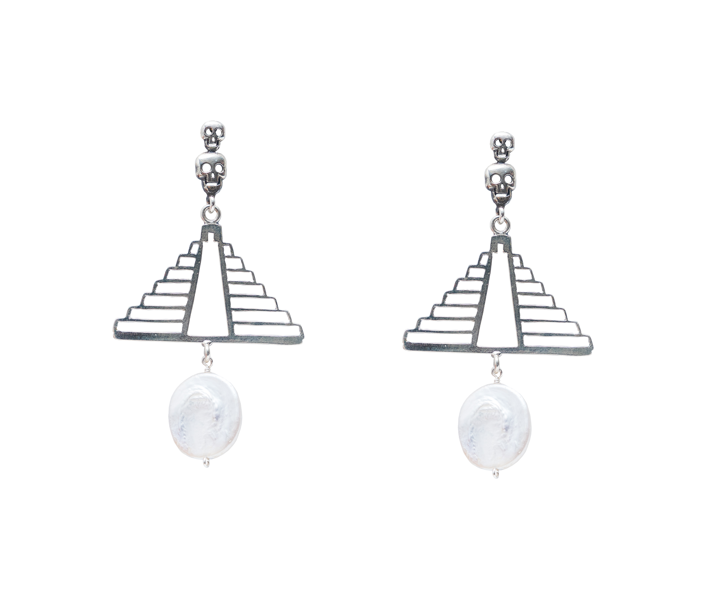 Aretes Descenso Sagrado, joya de plata .925, con perla – Gabriela Sánchez