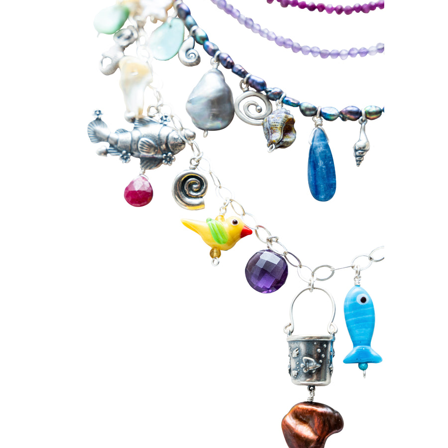 Collar Sayulita, joya de plata .925, con perla y rubí – Gabriela Sánchez (vista 5)