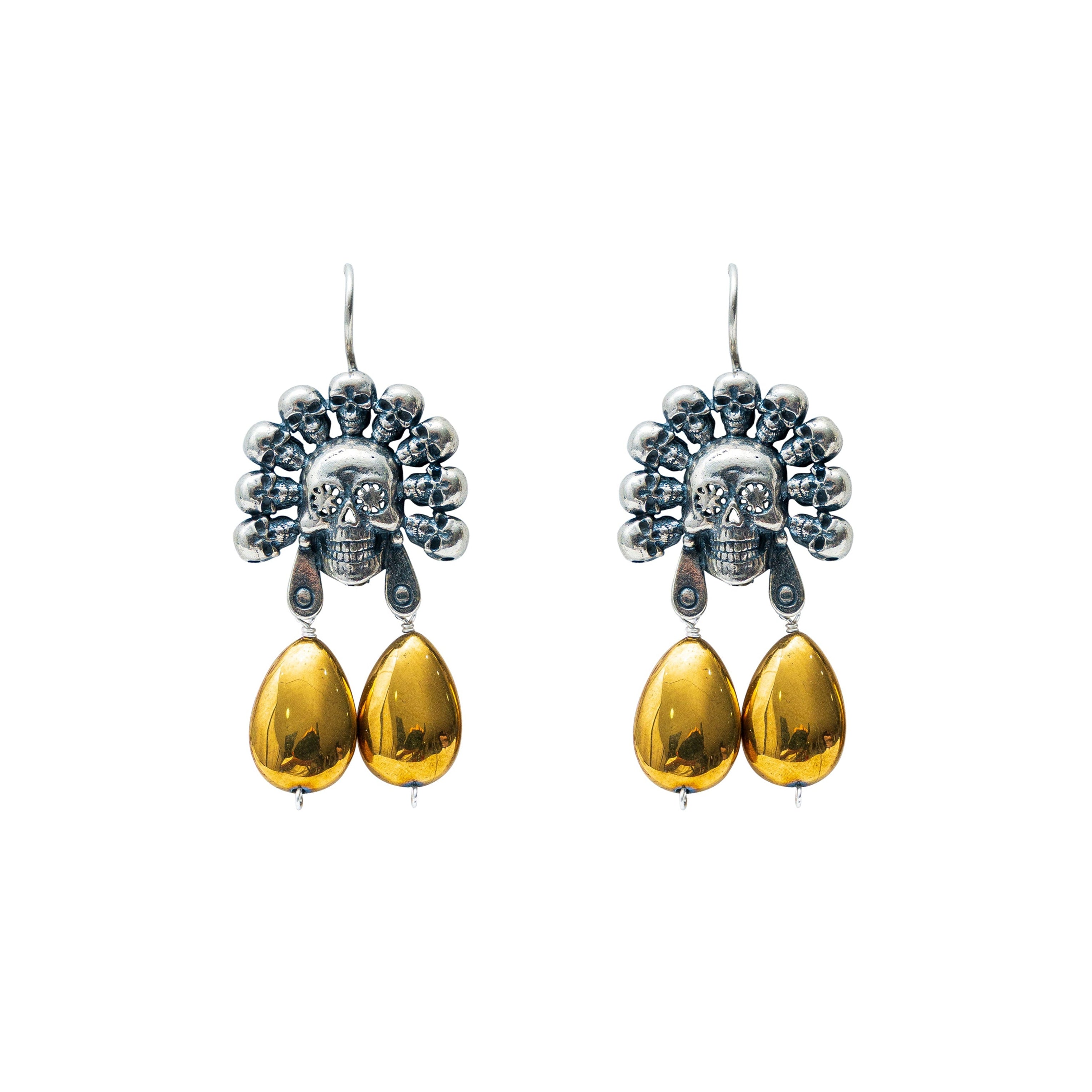 Aretes Granos Dorados, joya de plata .925, con hematita – Gabriela Sánchez