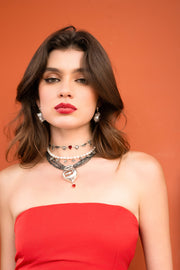 Collar Labios Rojos, joya de plata .925, con hematita y cristal Swarovski – Gabriela Sánchez (vista 7)
