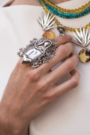 Anillo Virgen con Flores, joya de plata .925 – Gabriela Sánchez (vista 2)