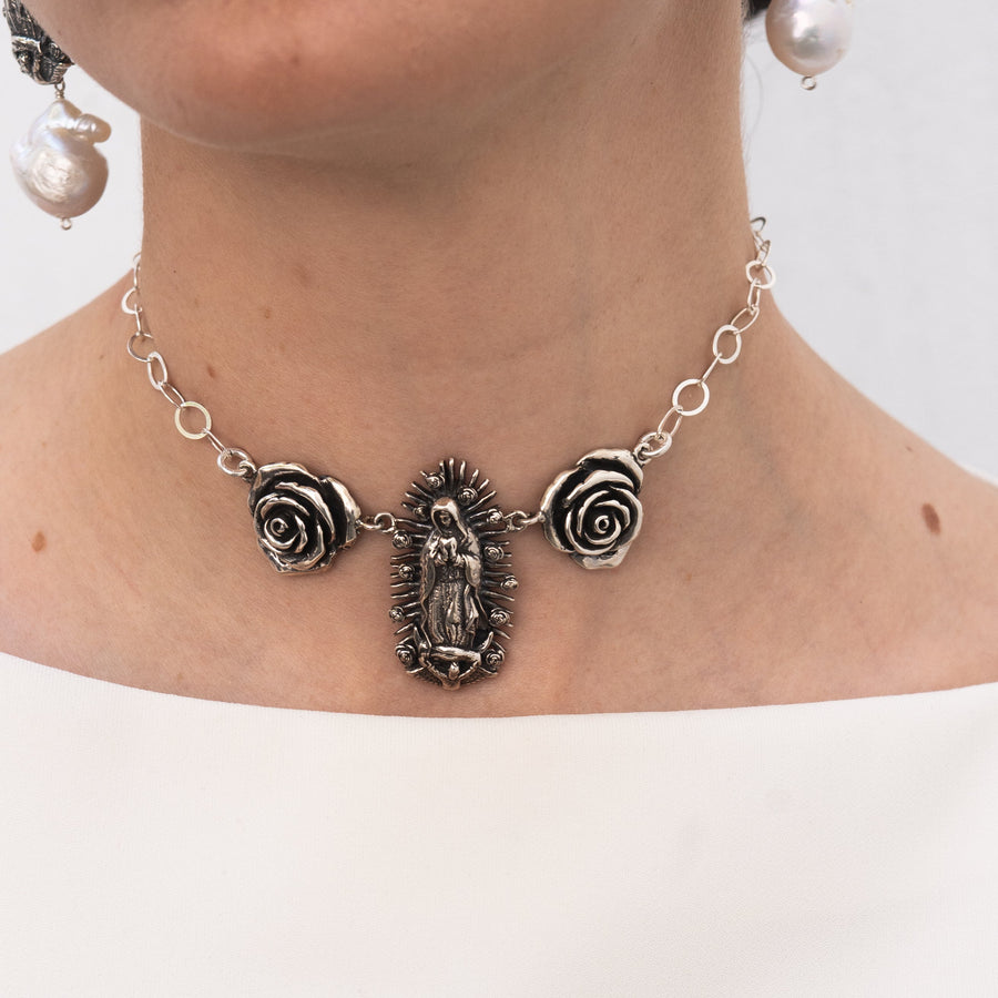 Gargantilla Madre de Rosas, joya de plata .925 – Gabriela Sánchez (vista 3)