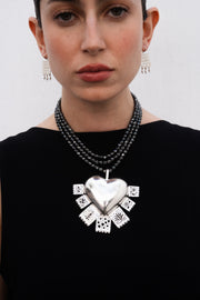 Collar Latido de Fiesta, joya de plata .925, con hematita – Gabriela Sánchez (vista 5)