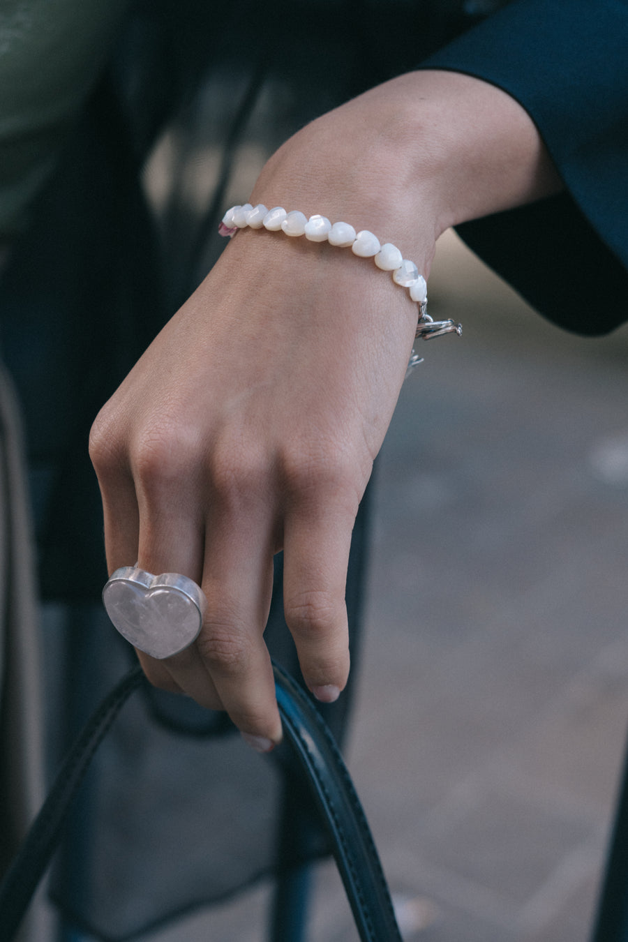 Anillo Corazón  Cuarzo Rosa de la Suerte, joya de plata .925 – Gabriela Sánchez (vista 4)