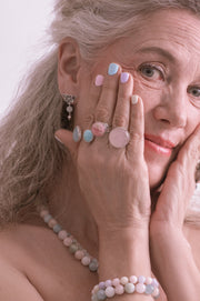 Anillo Dulce Esencia, joya de plata .925, con cuarzo rosa – Gabriela Sánchez (vista 6)