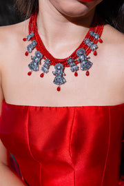 Collar La Cereza del Pastel, joya de plata .925, con coral – Gabriela Sánchez (vista 3)