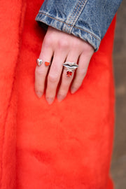 Anillo Aquel Beso, joya de plata .925, con cristal Swarovski – Gabriela Sánchez (vista 3)