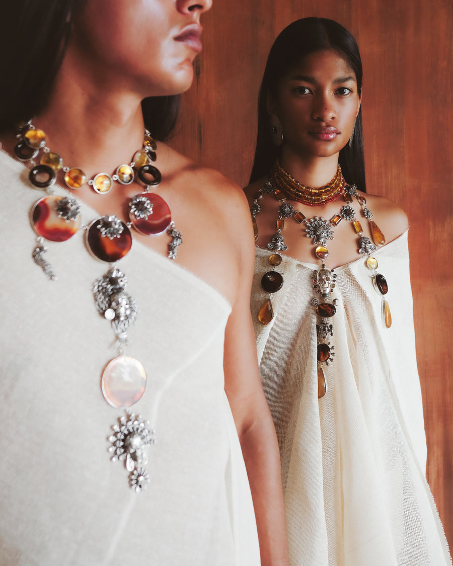 Collar Ofrenda de Ámbar, joya de plata .925 – Gabriela Sánchez (vista 3)