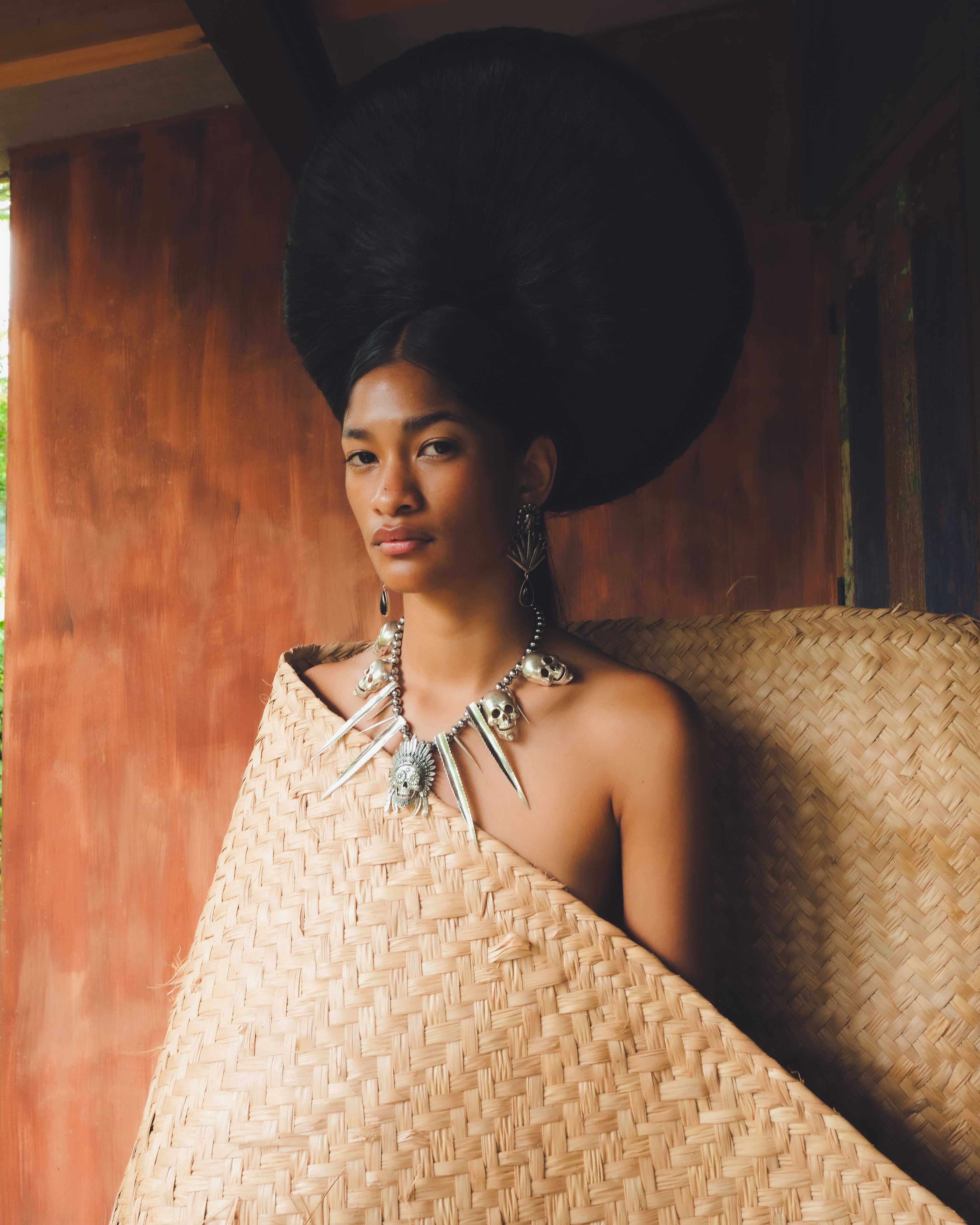 Collar Guerrero, joya de plata .925, con hematita – Gabriela Sánchez