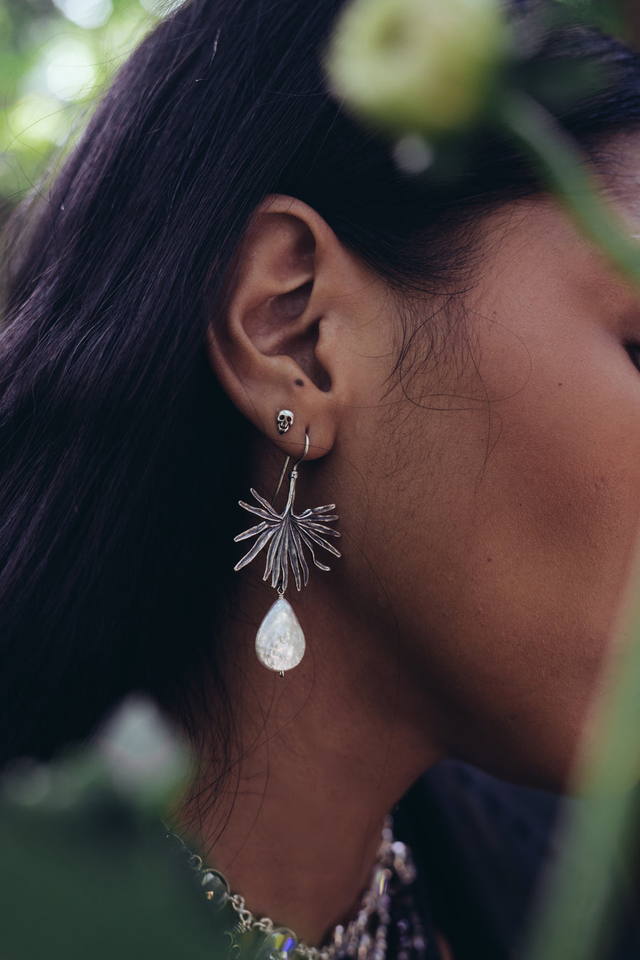 Aretes Nueva Vida, joya de plata .925, con perla – Gabriela Sánchez