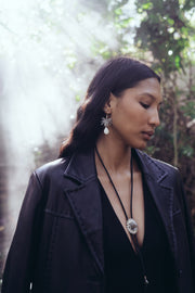 Aretes Nueva Vida, joya de plata .925, con perla – Gabriela Sánchez (vista 4)