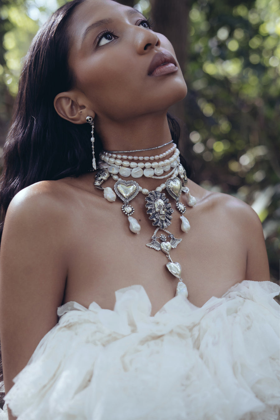 Choker Exvoto de Perlas, joya de plata .925, con hematita – Gabriela Sánchez (vista 3)