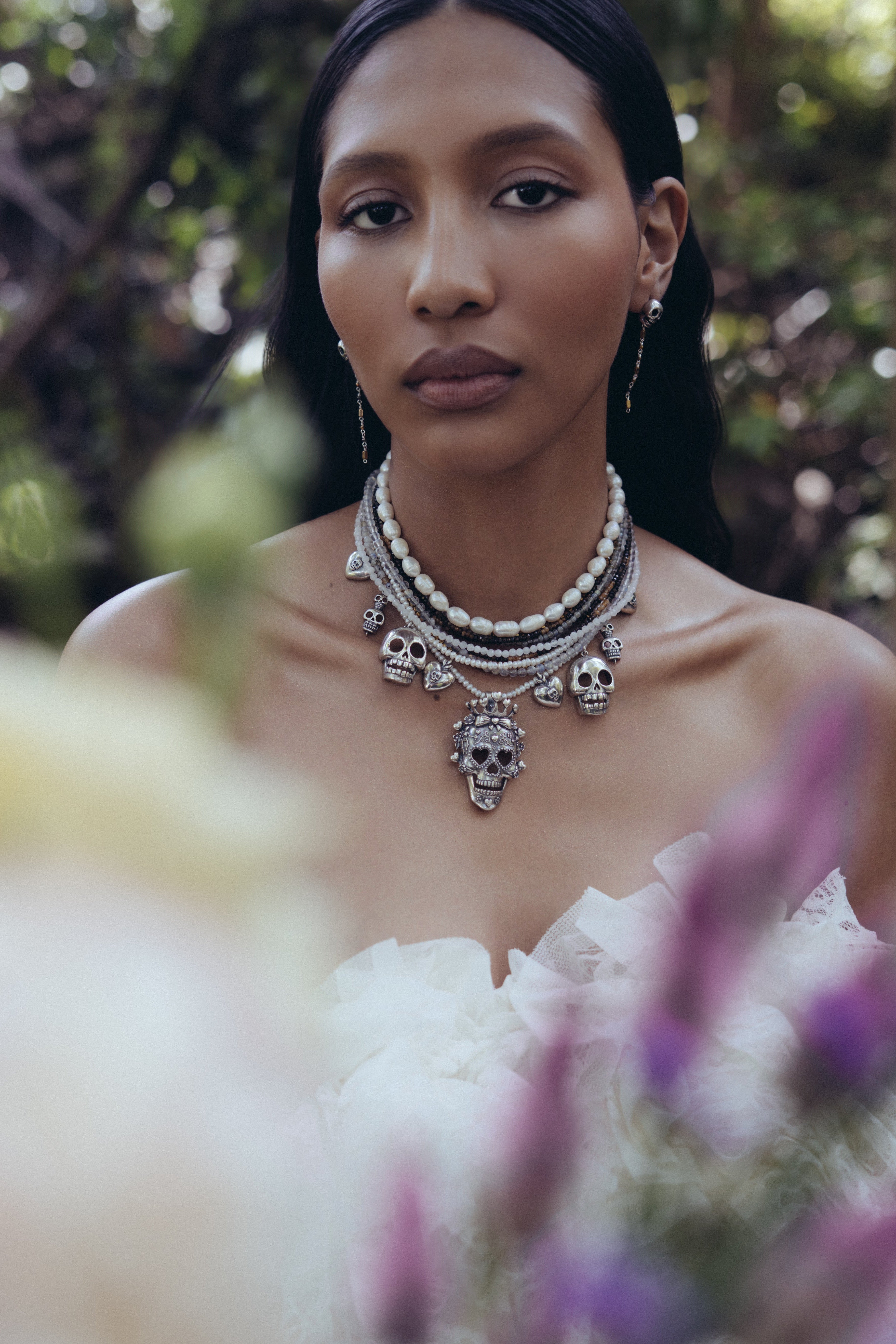 Collar Luz Ancestral, joya de plata .925, con perla y turmalina – Gabriela Sánchez (vista 2)