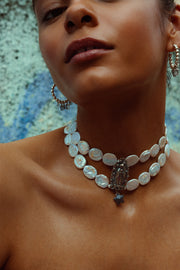 Choker Estrella Bendecida, joya de plata .925, con perla – Gabriela Sánchez (vista 5)