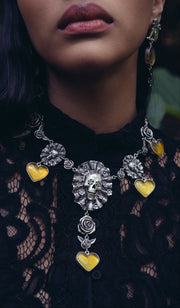 Collar Corazón Tehuana, joya de plata .925, con ámbar – Gabriela Sánchez (vista 3)
