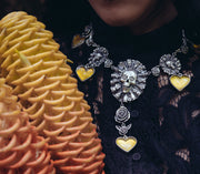 Collar Corazón Tehuana, joya de plata .925, con ámbar – Gabriela Sánchez (vista 7)