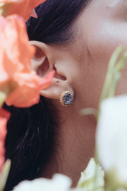 Aretes Cempasúchil Dorado, joya de plata .925 – Gabriela Sánchez (vista 2)