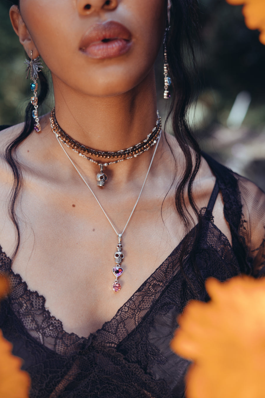 Choker Memoria de Barro, joya de plata .925, con hematita y pirita – Gabriela Sánchez (vista 2)