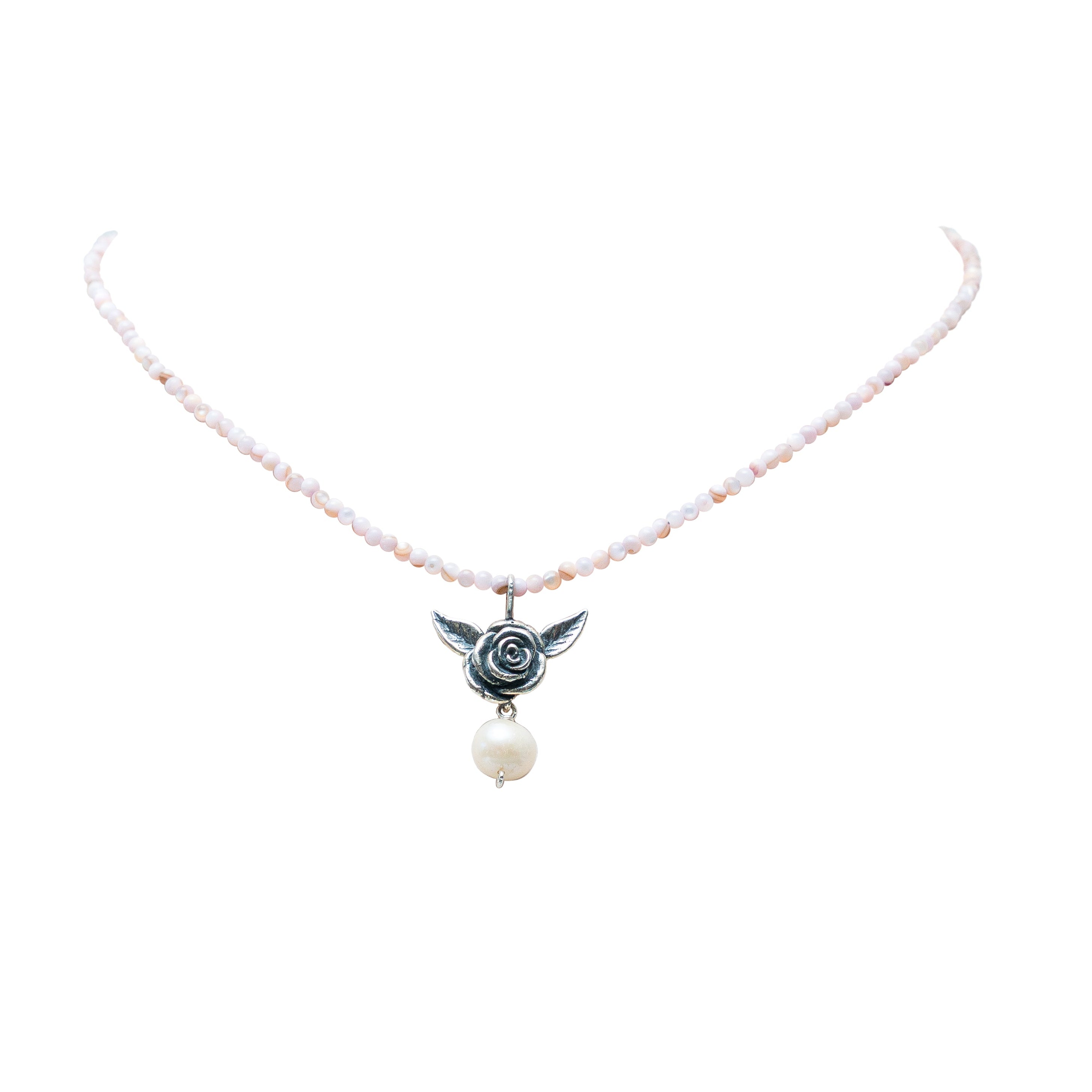 Collar Flor Rosita, joya de plata .925, con concha y perla – Gabriela Sánchez