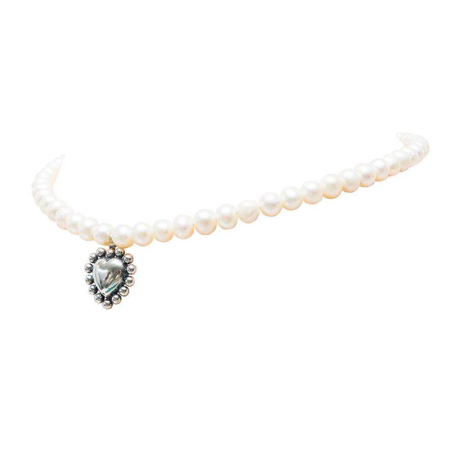 Collar Corazón Puntos Perlitas, joya de plata .925, con perla – Gabriela Sánchez (vista 4)