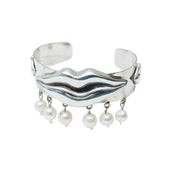 Brazalete Besos Aperlados, joya de plata .925 – Gabriela Sánchez