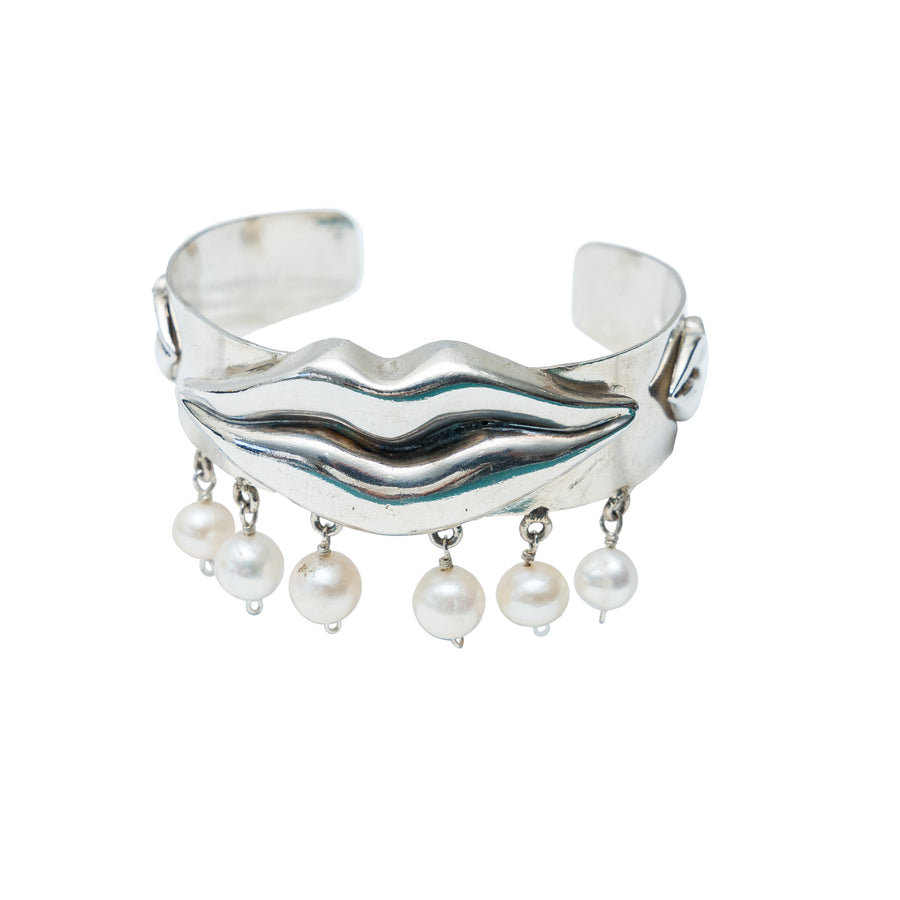 Brazalete Besos Aperlados, joya de plata .925 – Gabriela Sánchez