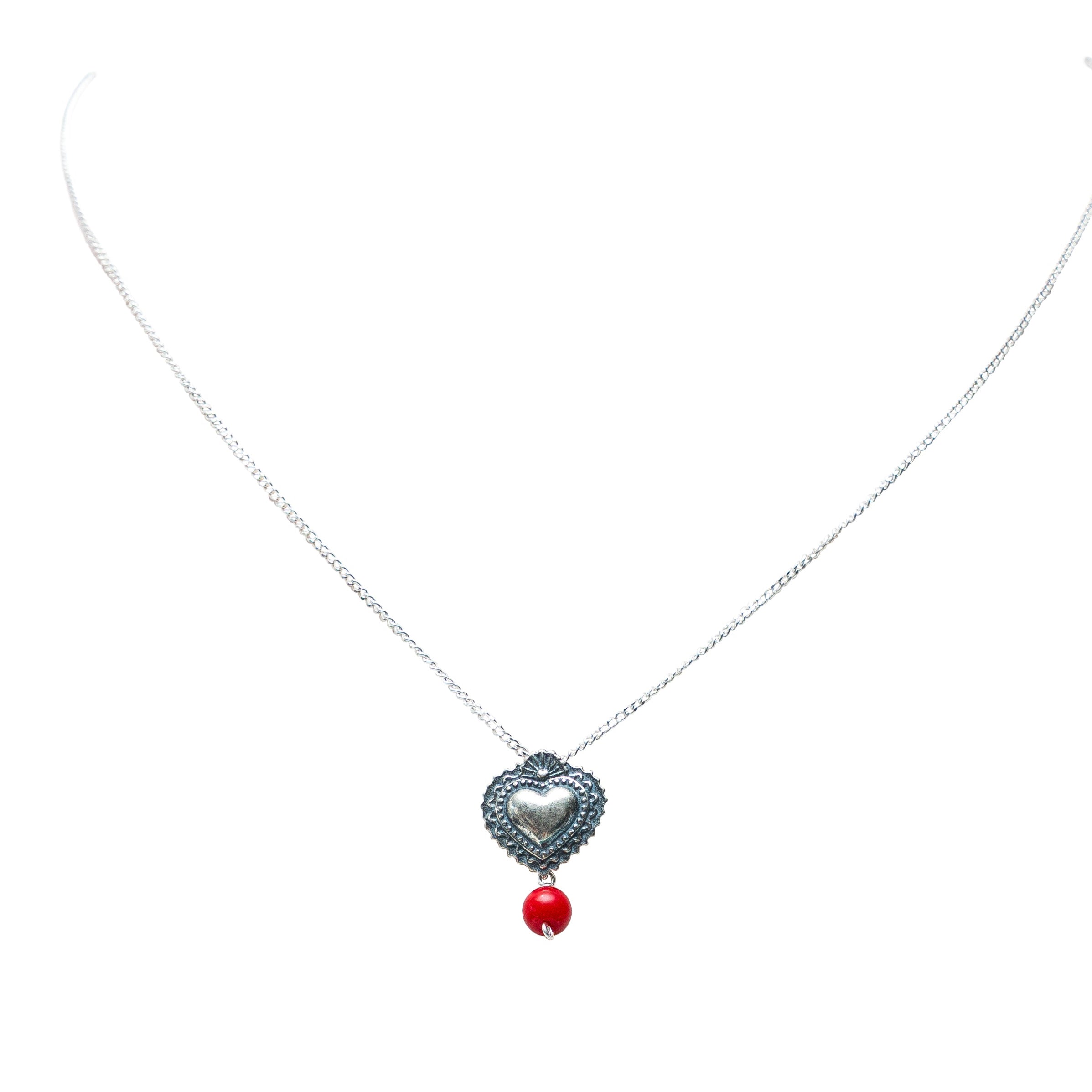 Dije Corazón bordado Coral, joya de plata .925 – Gabriela Sánchez