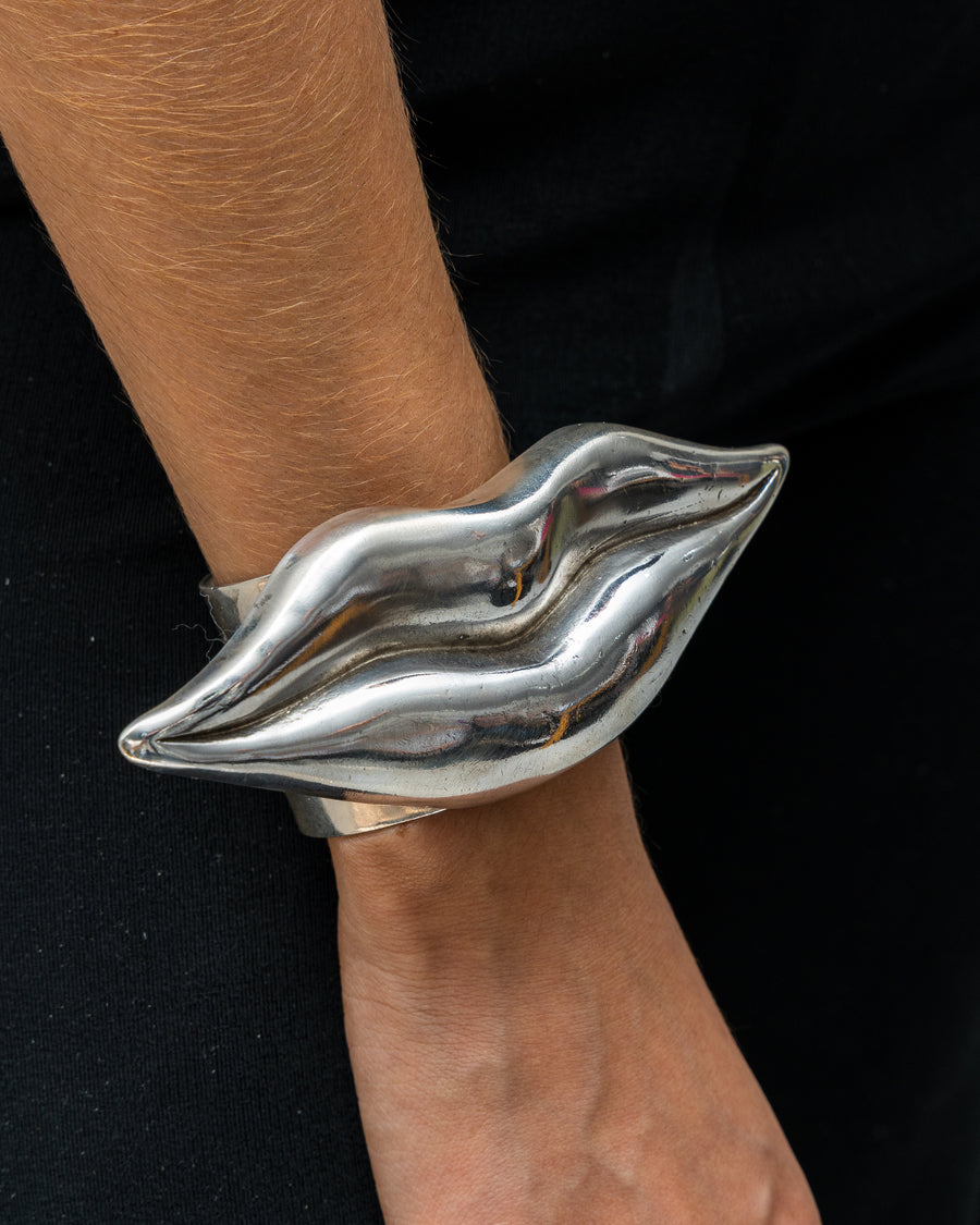 Brazalete Un Beso, joya de plata .925 – Gabriela Sánchez (vista 3)
