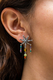 Aretes Mucha Fiesta Colorida, joya de plata .925, con amatista y turquesa – Gabriela Sánchez (vista 2)