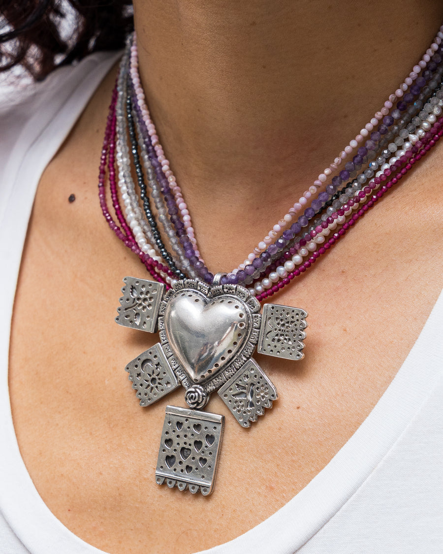 Collar Fiesta del Corazón, joya de plata .925, con rubí y gemas de colores – Gabriela Sánchez (vista 3)