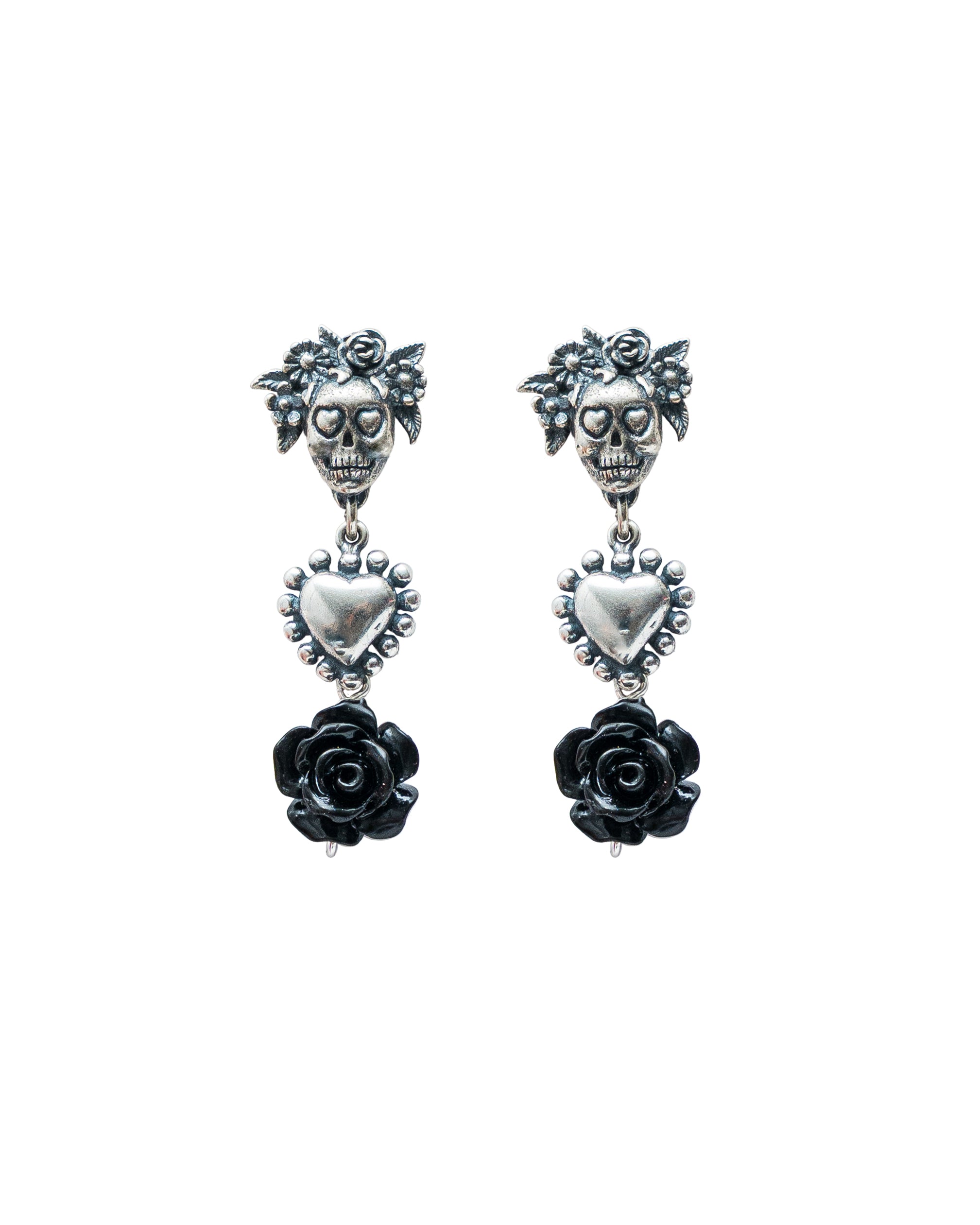 Aretes Amor Eterno, joya de plata .925, con resina – Gabriela Sánchez